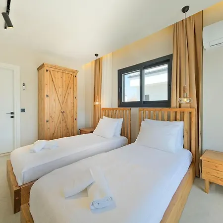 Capella * Φετιγιέ