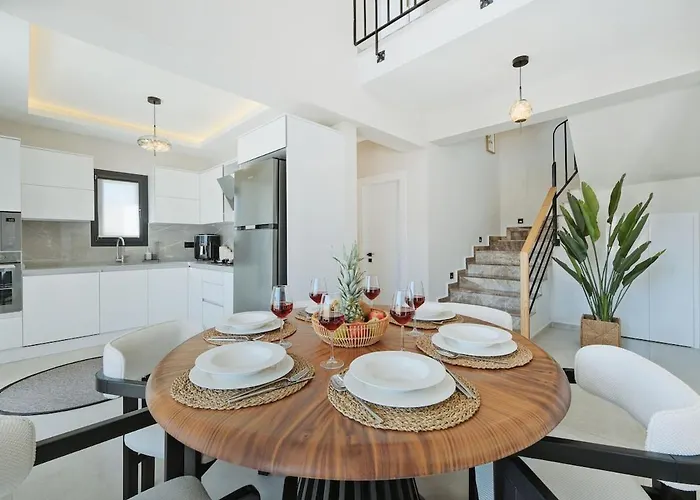 Capella פאטהיה